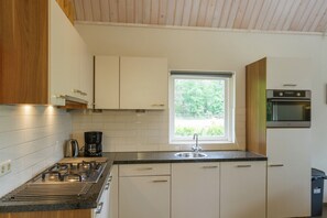 独立别墅 | 私人厨房 | 高脚椅