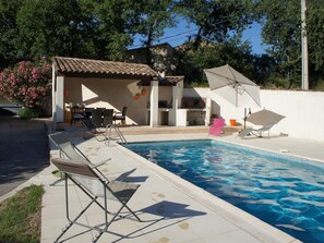 Outdoor pool - House With Private Pool on the Edge of the Cévennes National Park (Moussac)