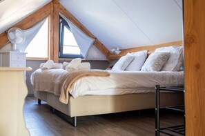 2 chambres, draps fournis