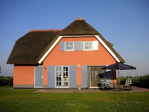 Villa | Balcony - Boutique Villa With Sauna in Stavoren (Stavoren)