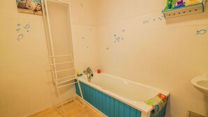 Unclassified image, 5 of 34, button - Modern Home in Fléac-sur-seugne Charente-maritime With Pool (Fléac-sur-Seugne)
