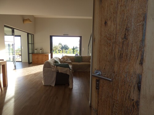 Beautiful, Modern Villa With Private Pool, Fenced Garden, in the Beautiful Lubéron!