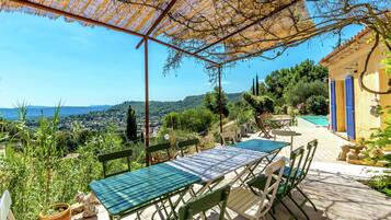 Vila | Balkon