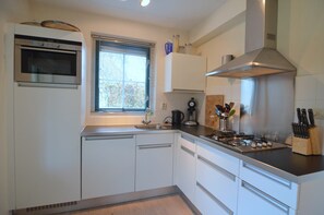 High chair - Holiday Home in Heeten Near Forest (Heeten)