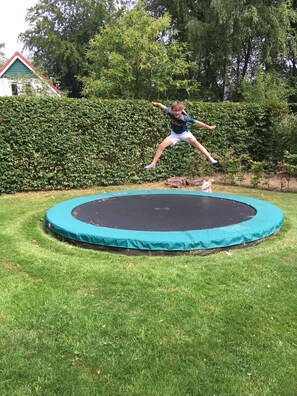 Garden - Holiday Home in Heeten Near Forest (Heeten)