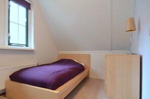 2 bedrooms, individually furnished - Holiday Home in Heeten Near Forest (Heeten)