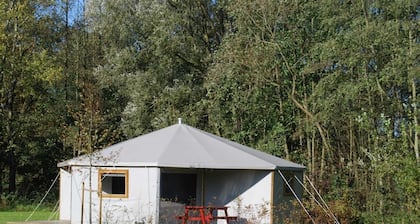 Lodge Tent With a Wood Stove in the Achterhoek - Campsite