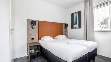 Villa | 5 bedrooms, individually furnished, bed sheets