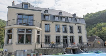Fabulous Cottage in Vireux-wallerand With Terrace