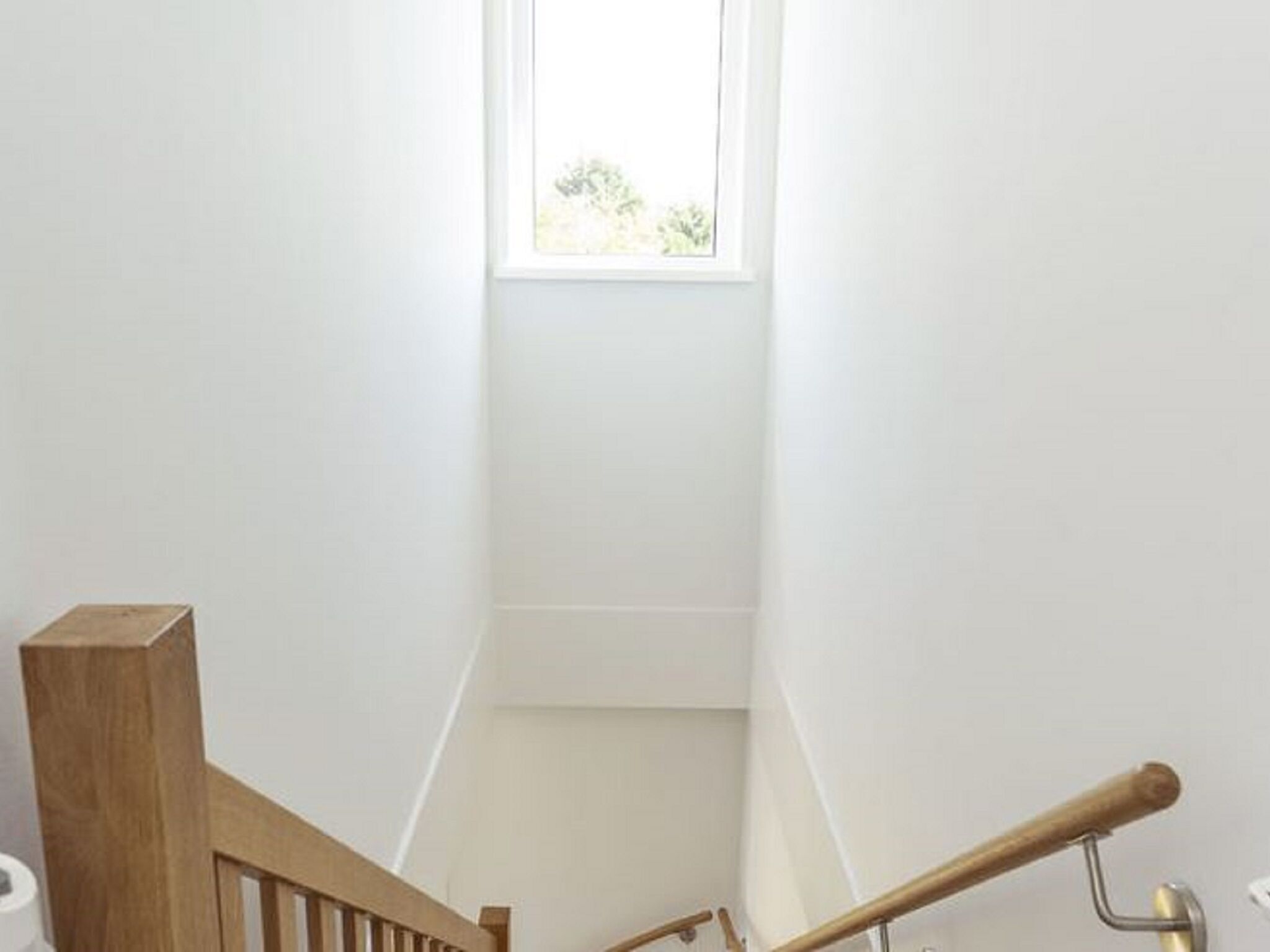 4 bedrooms, individually furnished, bed sheets