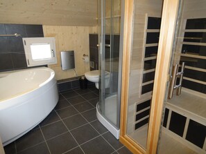 Chalet | Bathroom