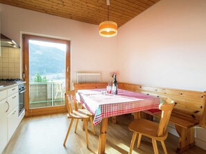 Dining - Picturesque Apartment in Thomatal Salzburg near Forest (Thomatal)