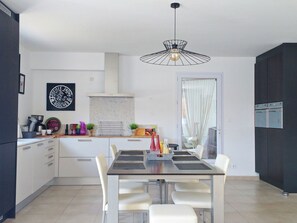 Tempat makan