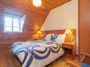 3 bedrooms, individually furnished, bed sheets - Holiday Home in Hermagor Near Nassfeld Ski Area (Gitschtal)