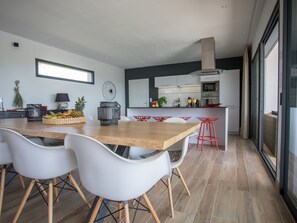 Dining - Modern Villa in Azille With Private Pool and Jacuzzi (Azille)