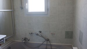 Unclassified image, 5 of 27, button - Charming Holiday Home in Oraison With Private Pool (Oraison)