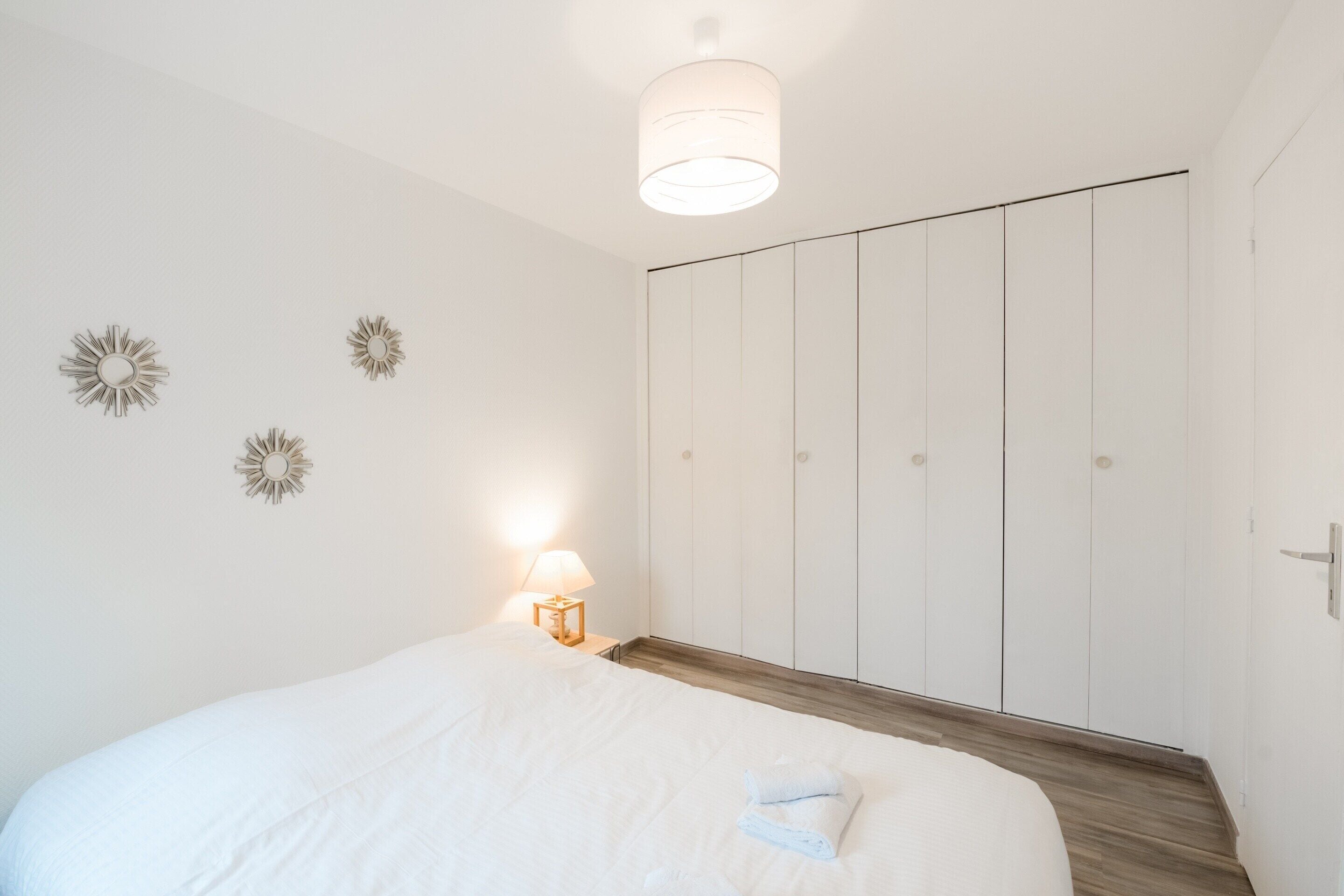 Apartamento | 1 dormitorio, mobiliario individual, tabla de planchar con plancha