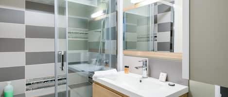 Appartement | Salle de bain | SĂšche-cheveux