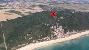 Exterior - Villa With High-end Kitchen, Jacuzzi & Pool in Longeville sur mer (Longeville-sur-Mer)