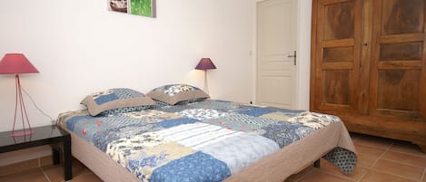 House | Room amenity