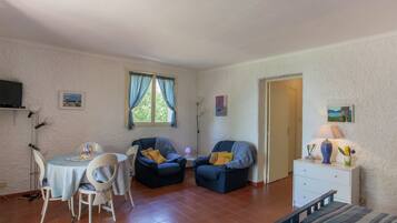 House | Living room