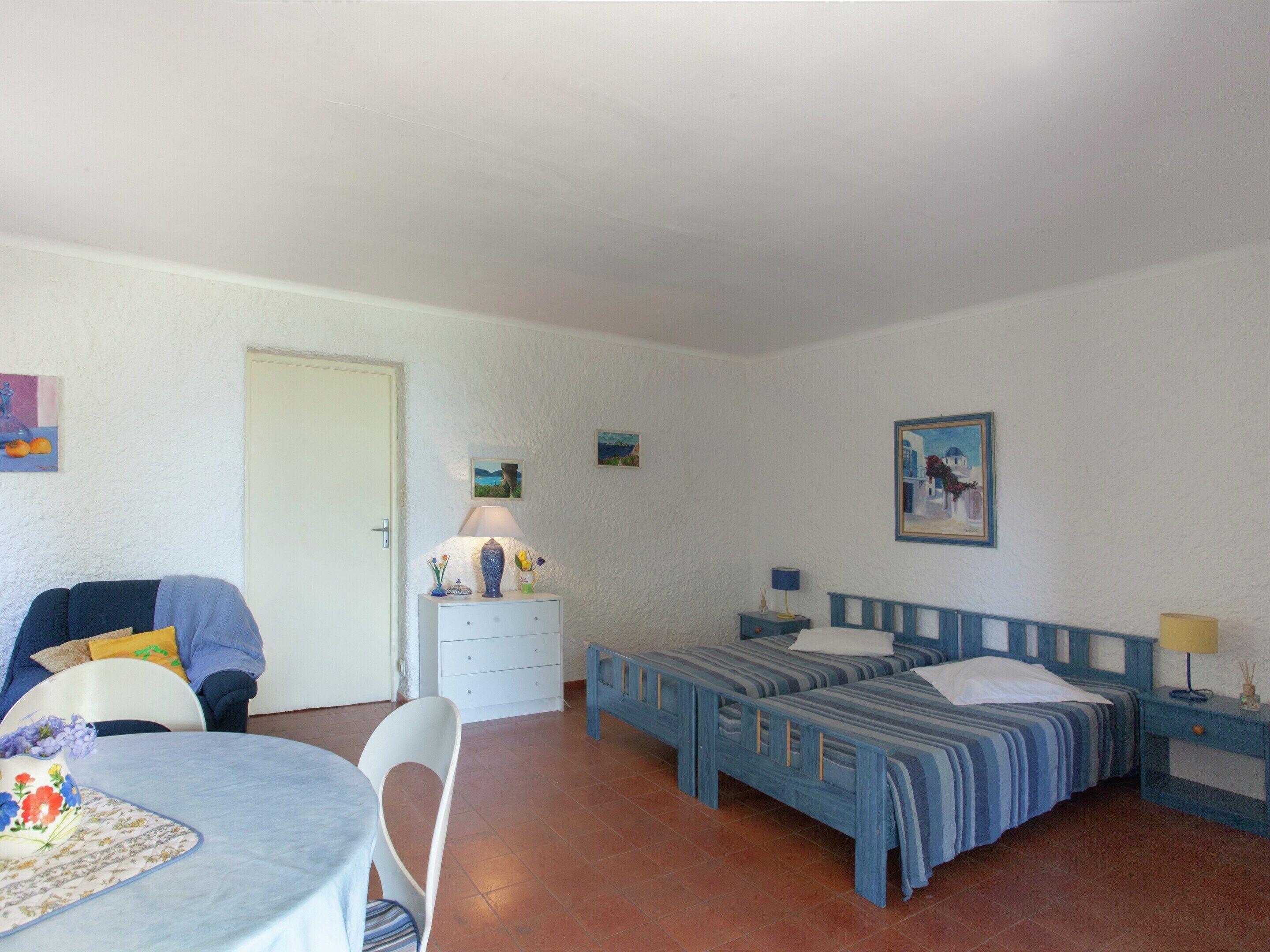 House | Individually furnished