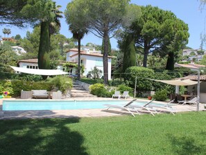 Exterior - Luxurious Villa in Mougins With Swimming Pool (Mougins)