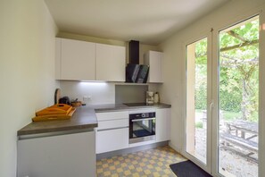 Private kitchen - Holiday Home in Dordogne Estate (Saint-Medard-d'Excideuil)