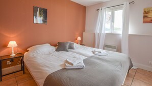 Unclassified image, 4 of 23, button - Holiday Home in Dordogne Estate (Saint-Medard-d'Excideuil)