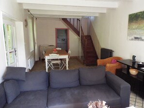 Living room - Holiday Home in Ardeche Near Chateau Ventadour (Lalevade-d'Ardeche)