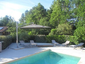Outdoor pool - Beautiful, Comfortable Villa With Private Pool, 1 km From the Picturesque Jaujac (Jaujac)