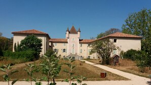Exterior - Beautiful, Comfortable Villa With Private Pool, 1 km From the Picturesque Jaujac (Jaujac)