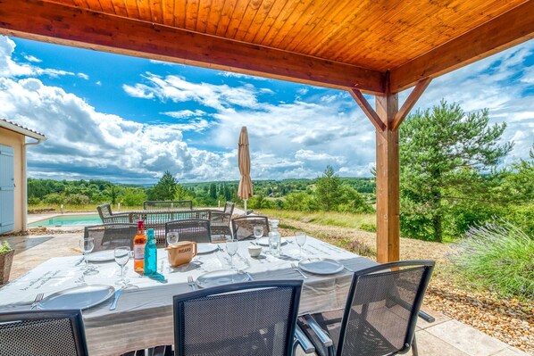 Villa | Balcony