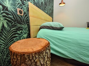 3 Schlafzimmer, individuell eingerichtet, Bettwäsche