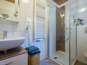 House | Bathroom | Shower - Spacious Holiday Home in Rauris With Terrace and Ski Storage (Rauris)