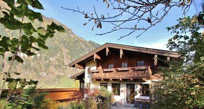 Spacious Holiday Home in Rauris With Terrace and Ski Storage