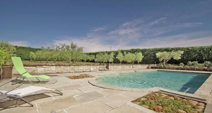 Vineyard Villa in Montfrin