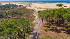 Exterior - Pleasant Mobile Home With a Covered Terrace 800 m From the Beach (Messanges)
