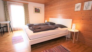 Room - Spacious Holiday Home in Dorfgastein With Mountain View (Dorfgastein)