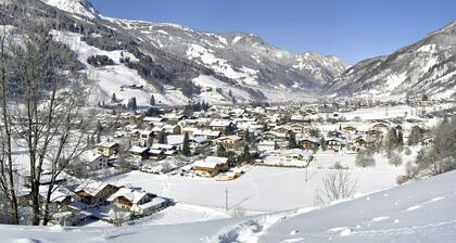 Spacious Holiday Home in Dorfgastein With Mountain View