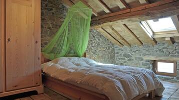 House | 3 bedrooms, bed sheets
