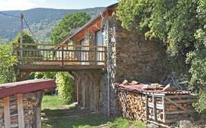 House | Exterior - Villa in Ayguatebia-talau With Garden & BBQ (Ayguatebia-Talau)