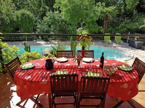 Balcony - Saint-bres: Pool & Nature (Saint-Bres)