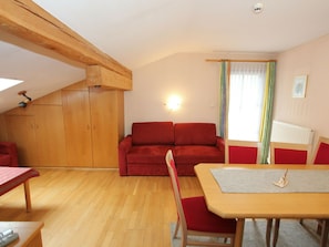 Apartment | Dining - Quaint Apartment in Langenfeld With Sauna (Laengenfeld)