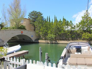Pool - Modern Holiday Home on the Water in Port-grimaud, Within Walking Distance of the Beach (Grimaud)
