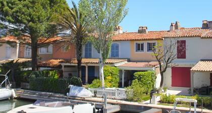 Modern Holiday Home on the Water in Port-grimaud, Within Walking Distance of the Beach