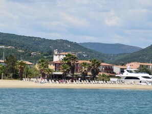 Exterior - Modern Holiday Home on the Water in Port-grimaud, Within Walking Distance of the Beach (Grimaud)