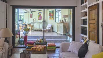 House | Ruang tamu