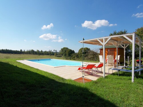 A Delightful House in a Quiet Area Near the Border of the Dordogne