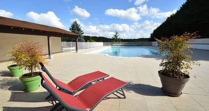 Charming Holiday Home With Pool and Pond